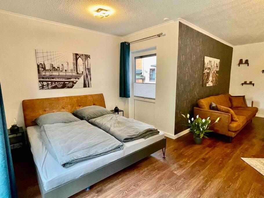 Studioappartement Mit Privatgarten In Ruhiger Wohnsiedlung 新明斯特 外观 照片